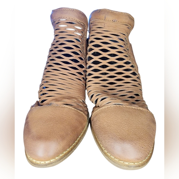 Diba True Landing Crew Leather Mules, Womens 8 - Picture 3 of 9